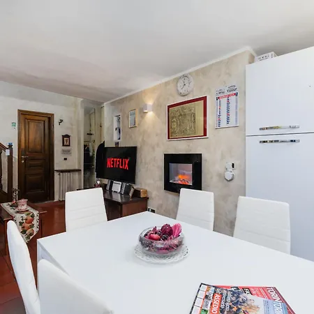 Accogliente Nel Pieno Centro Storico Della Citta Parcheggio In Box Privato Incluso Turín