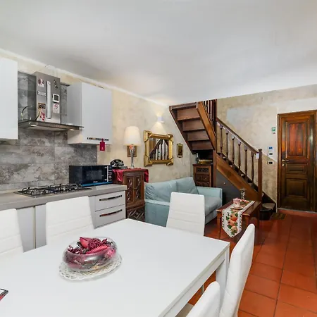 Accogliente Nel Pieno Centro Storico Della Citta Apartment *
