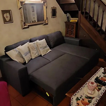 Apartment Accogliente Nel Pieno Centro Storico Della Citta Parcheggio In Box Privato Incluso *